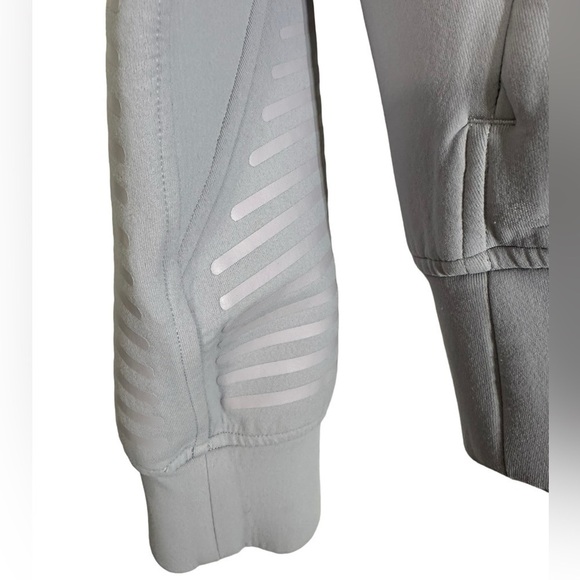 Lululemon Iced Iris City Sweat Crew Spacer Lavender - Picture 8 of 12